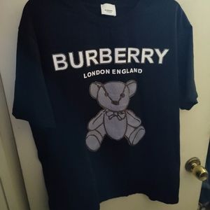 Burberry bear graphic top